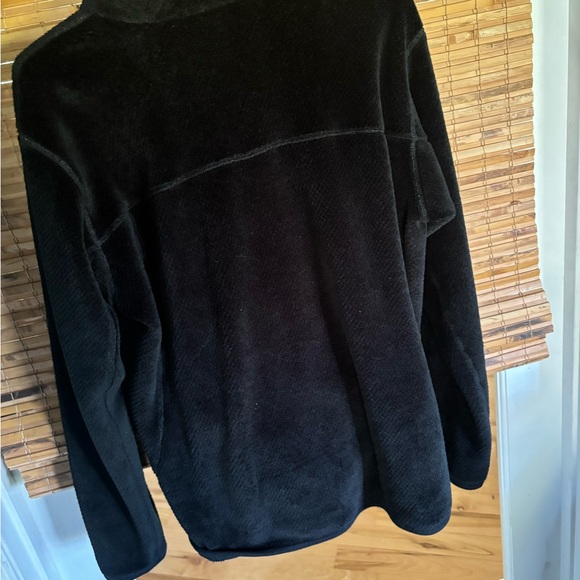 Black and purple, super soft button fleece size XL women’s - Picture 3 of 3